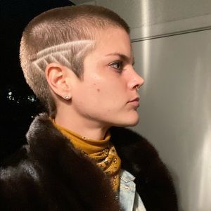 Meet your Posher, Elizabeth ann